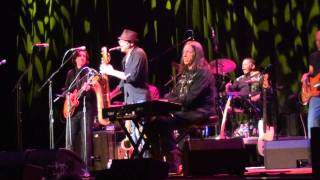 Gregg Allman - Don't Keep Me Wonderin' - The Ryman Auditorium, Nashville, TN 01-04-12