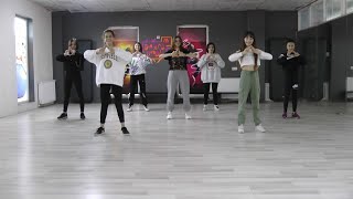 Nicki Minaj - Starships easy kid dance / zumba choreography