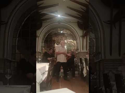 Leonel Martins 16-7-2024 na Taverna del Rey em Alfama