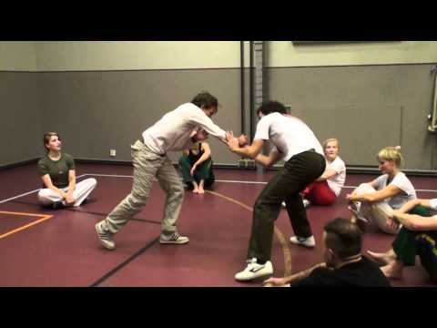 Mestre Branco x Professor Play