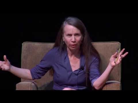 The Chicago Tribune's Mary Schmich '75: What Is a Metro Columnist?