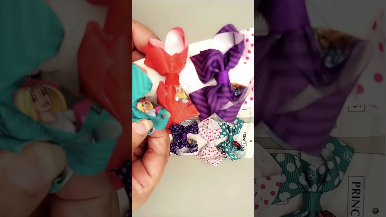 5 Piece Cartoon Character Printed Bow Shaped Hair Pins - Fun and Stylish Hair Accessories for Kids