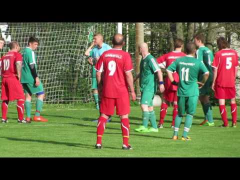 Pila - KSNP Sedlec (5/2017) - dohady hráčů, roh Pila