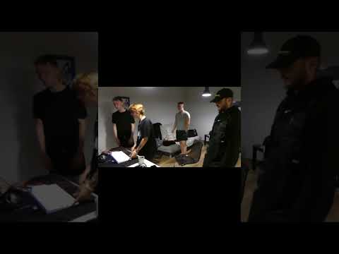 CO ROBIŁ KARTKY?  #kartky #shorts #muzyka