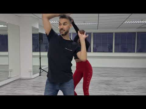 Caliente Dance Studio Singapore Bachata demo to Romeo Santos - Imitadora
