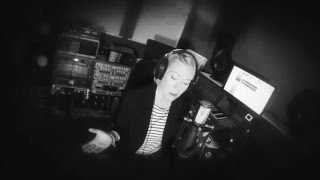 Da Buzz - Something About You