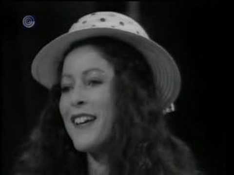 Video thumbnail for Berosh Echad - בראש אחד