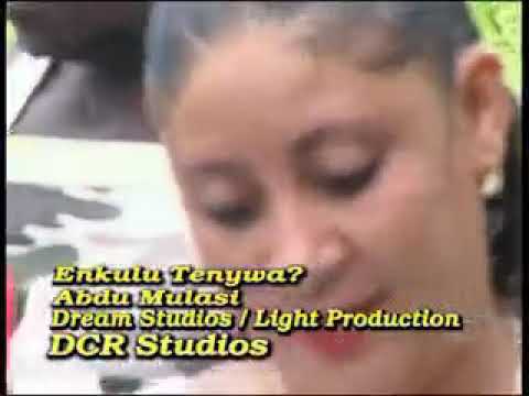 ENKULU TENYWA?  BY ABDUL MULAASI PAPA AFRICA OFFICIAL MUSIC VIDEO LIGHT STAR PROMOTIONS 0706482619