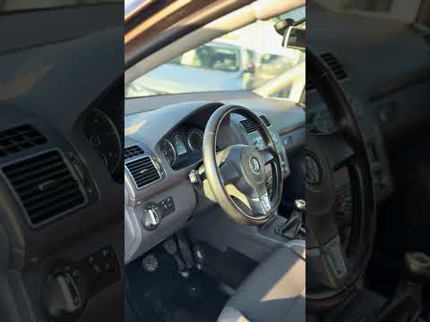 фото volkswagen touran i рестайлинг 0