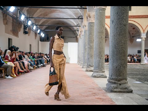 Alberta Ferretti Spring Summer 24