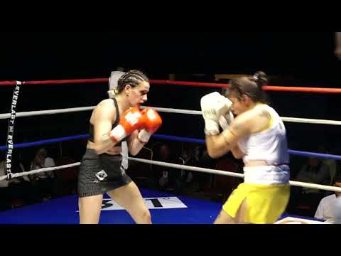 VELADA DE BOXEO 17 DE SEPTIEMBRE 2022 - GABRIELA BOUVIER