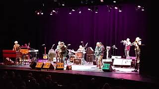 Southside Johnny and The Asbury Jukes - Everybody Needs Somebody To  Love