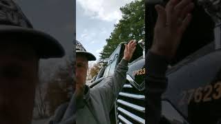 Download lagu Pros and cons of driving a Mack mp3