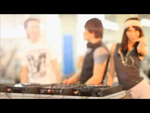 Bass Deejay Feat Smally And Monica - Show Me Your Feelings