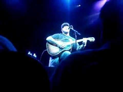 Fade (acoustic) - Aaron Lewis