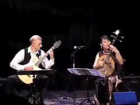 Oliver Yu Duo plays Song of the Mountain Live guitar duo