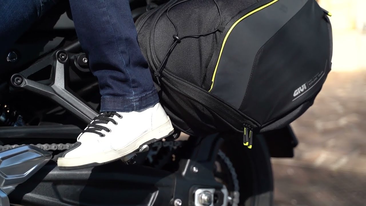 Givi Saddle Bags EA127 in Side Bags