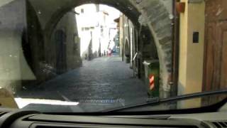 preview picture of video 'Discesa col furgone dal Forte di Bard. Video Caddeo Antonio.AVI'