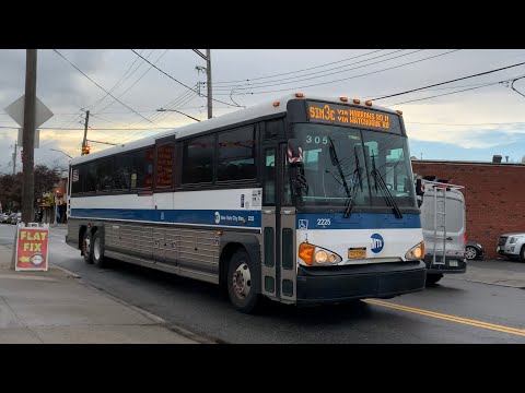 Port Richmond com destino a 2008 MCI D4500CT 2225 SIM3C Ônibus expresso em Port Richmond Av & Willowbrook Rd