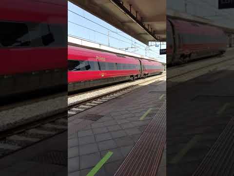 Italo AV 8158 a Lamezia Terme Centrale