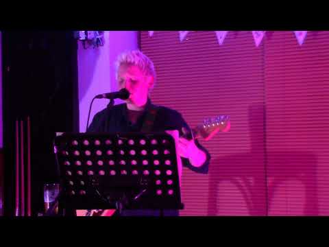 Amy Peters - Just Like a Pill