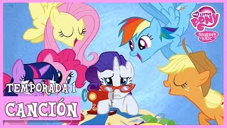 Musik-Video-Miniaturansicht zu Es Arte un Vestido Hacer [Art of the Dress + Reprise] (Latin Spanish) Songtext von My Little Pony: Friendship Is Magic (OST)