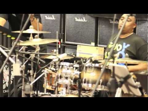Khari Parker Drum Clinic at Guitar Center - Country Club Hills, IL