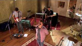 Todo Está Inundado Lyrics English Translation