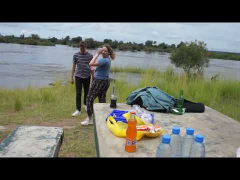 Game drive in Mosi-oa-Tunya national park