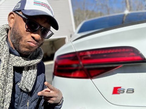 The fast family car nobody ever talks about: Audi S8 Plus