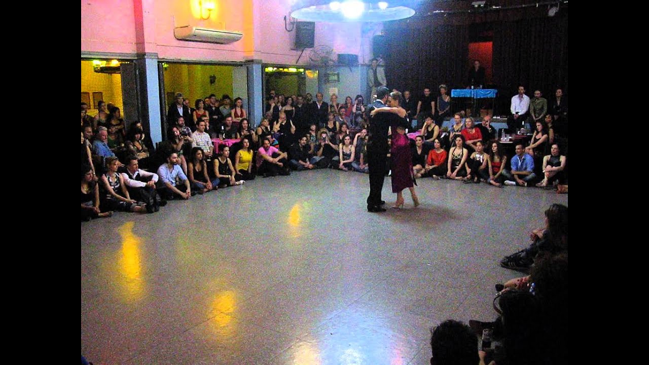 RODRIGO PALACIOS y AGUSTINA BERENSTEIN en Viva La Pepa Milonga (2/4)