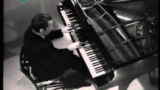 Glenn Gould-Beethoven-32 Variations in C minor (HD)