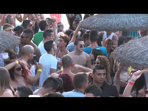 BUKANA CLOSING SUMMER