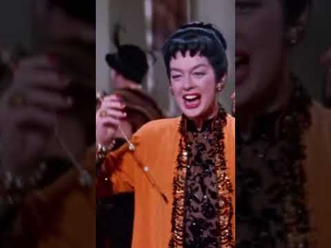 "I'm your Auntie Mame!" #auntiemame #rosalindrussell