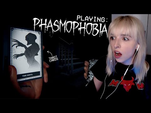 we used cursed tarot cards in PHASMOPHOBIA