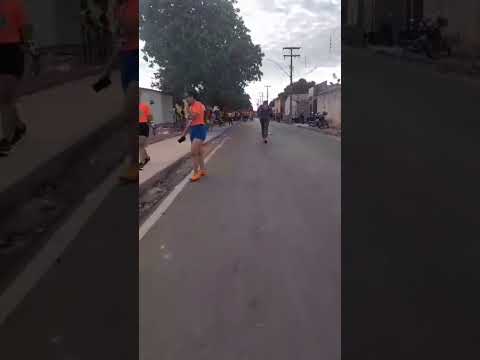 Corredor de ruas cobra choca, chegou voando baixo na corrida de Manoel Emídio-Piauí.
