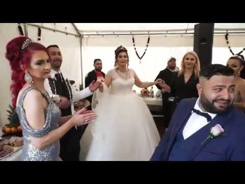 2019.10.18 Nunta Birmingham - 04 Dans la cort