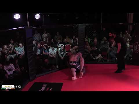 Oliver Basil vs David Piotriwicz - Cage Conflict 6: Revive