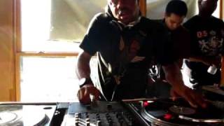 Just Blaze on the 1&#39;s and 2&#39;s (Part 1 of 2) @ Fat Beats, NYC (The Final Day)