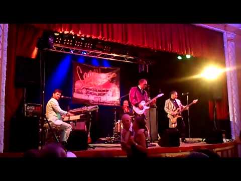 Cagey Strings Nov. 2014 im Waldheim: Tausendmal in meinen Träumen