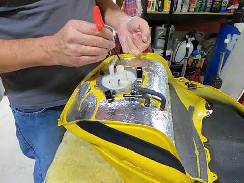 Quantum Fuel Systems Pump Install on 2006 YZF R1