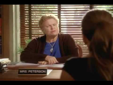 Desperate Housewives 6x06 Don't Walk on the Grass Peek #1