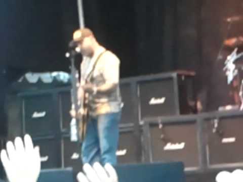 Staind at X-Fest 2011