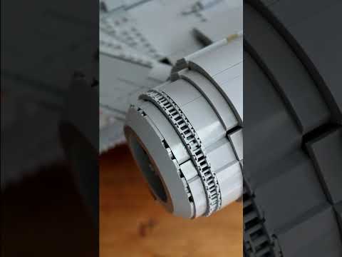 UCS Razor Crest's chains are really neat