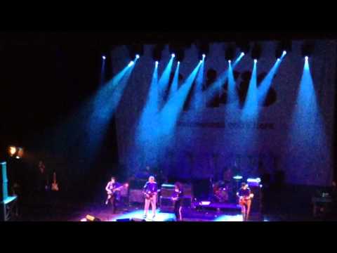 MILES KANE & PAUL WELLER 'YOU'RE GONNA GET IT'