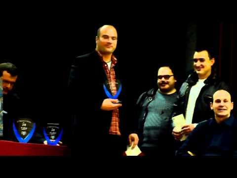 Misa Pap recevant son prix (Open International d'Echecs  de la Choisille 2011)