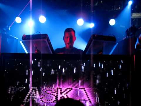 Kaskade - Dynasty (Dada Life Remix) @ The Mezzanine (Dynasty Tour 5-22-10) 2