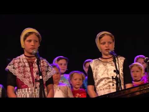Kinderkoor "Klein maar dapper" - 'k Ben zo gelukkig [Zang op Hemelvaart 2016]