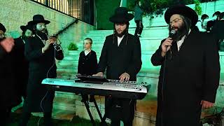 מחרוזת טרום חופה של הקלידן נחמן שטרן בליווי אברימי שטרן