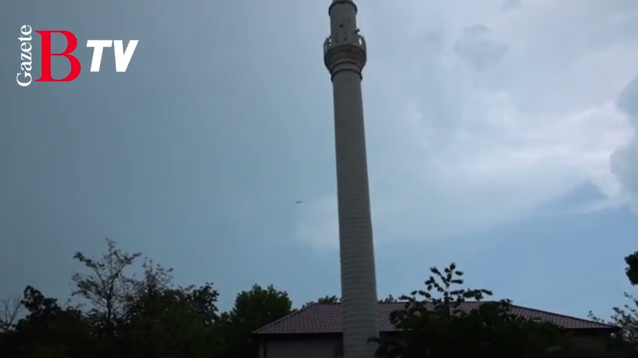 Romanya'nın Köstence şehrindeki eski ve yeni İslami ibadet yerleri: Mahalle pencereleri ve Büyük Cami